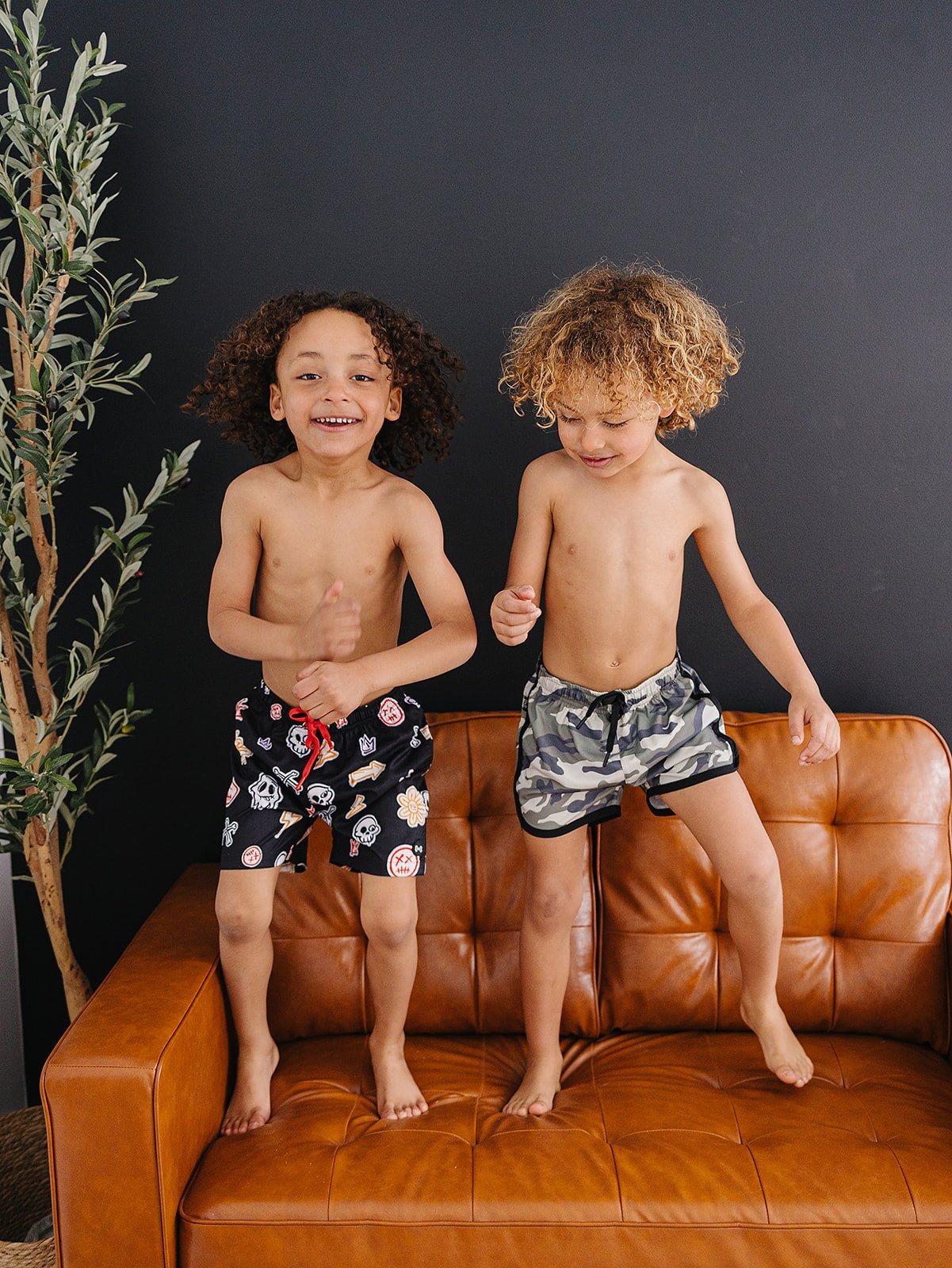 Arlo Boardshorts - Olive + Scout