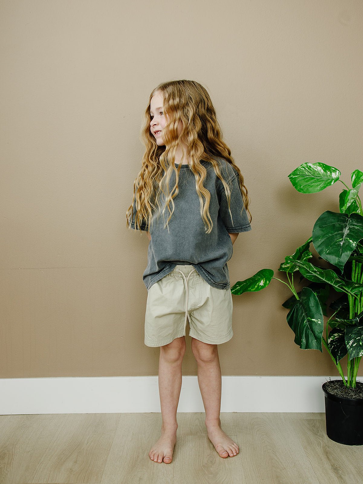 Aspen Tee - Olive + Scout