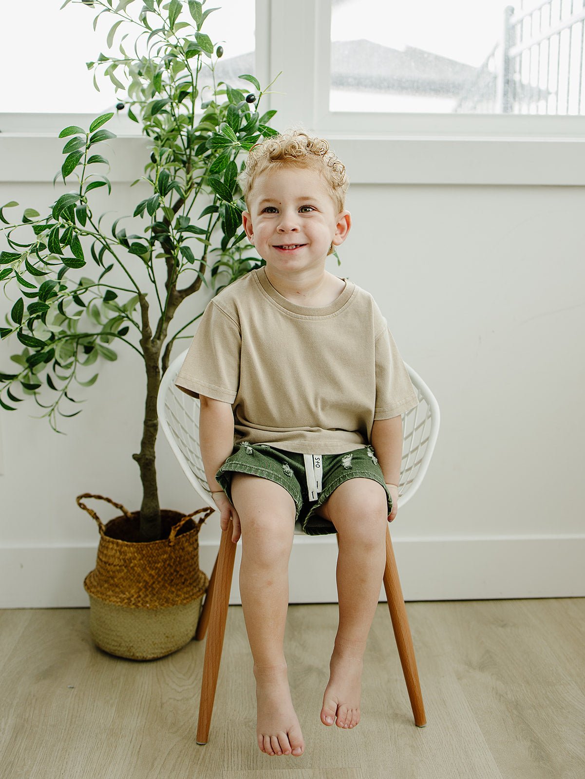 Aspen Tee - Olive + Scout