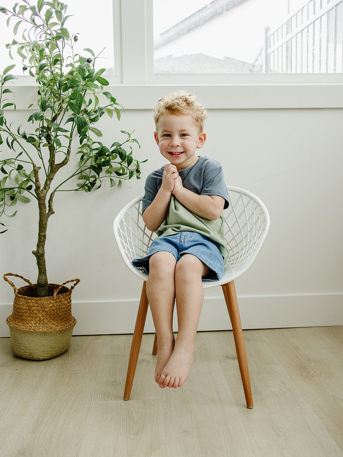 Echo Tee - Olive + Scout