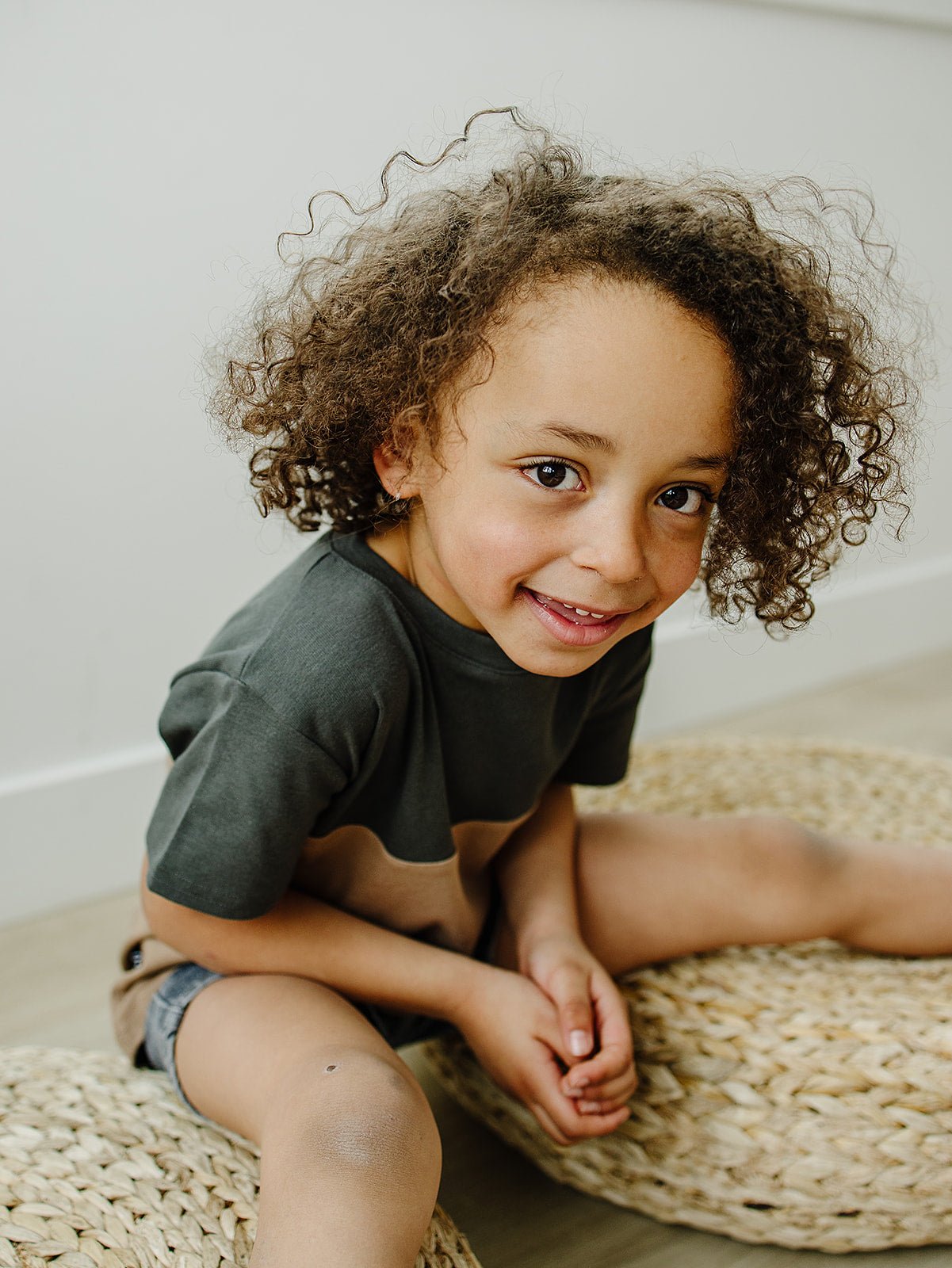 Echo Tee - Olive + Scout