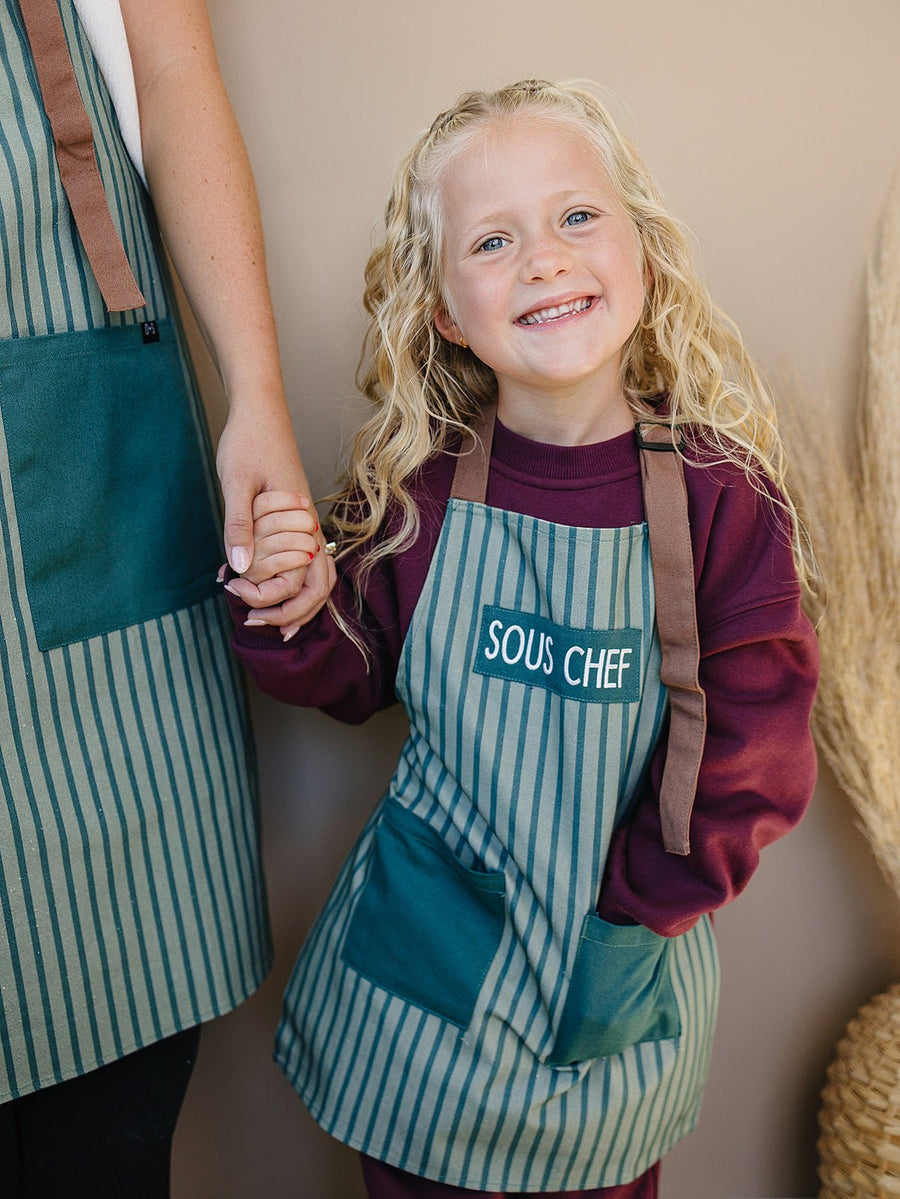 Holiday Apron - Olive + Scout