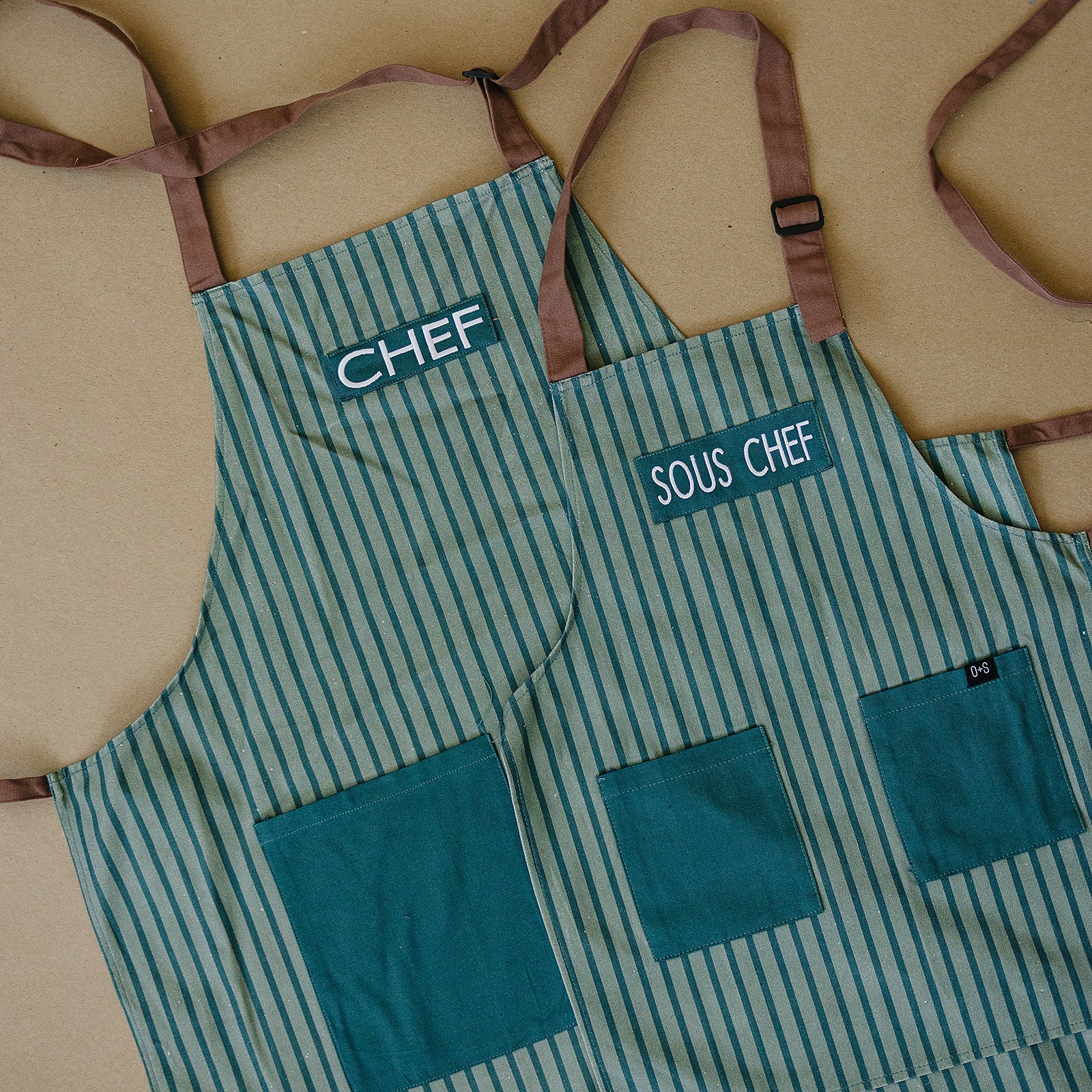 Holiday Apron - Olive + Scout