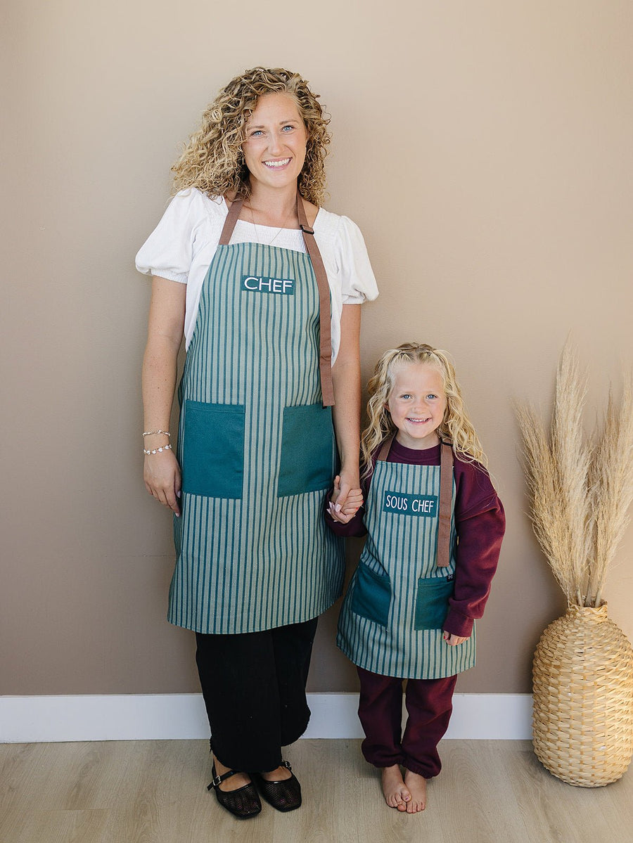 Holiday Apron - Olive + Scout