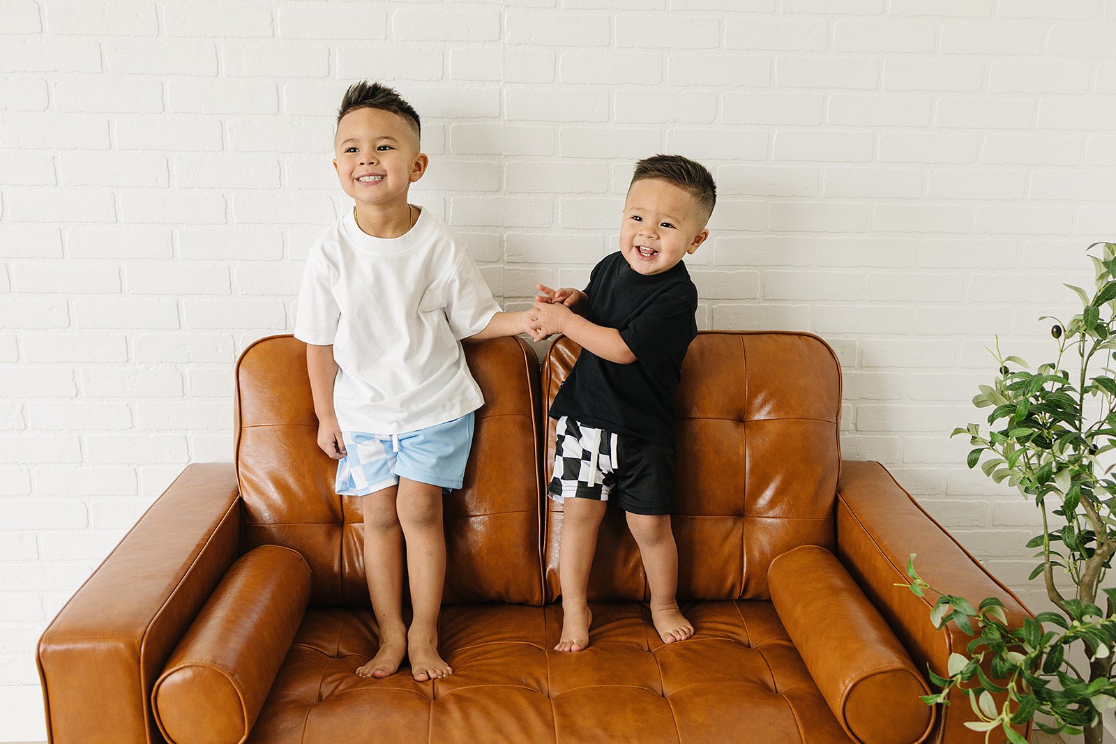 Ian Shorts - Olive + Scout