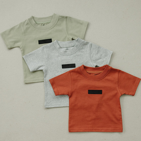 トップス Junior Scout Tee Jaden Tee – Olive + Scout