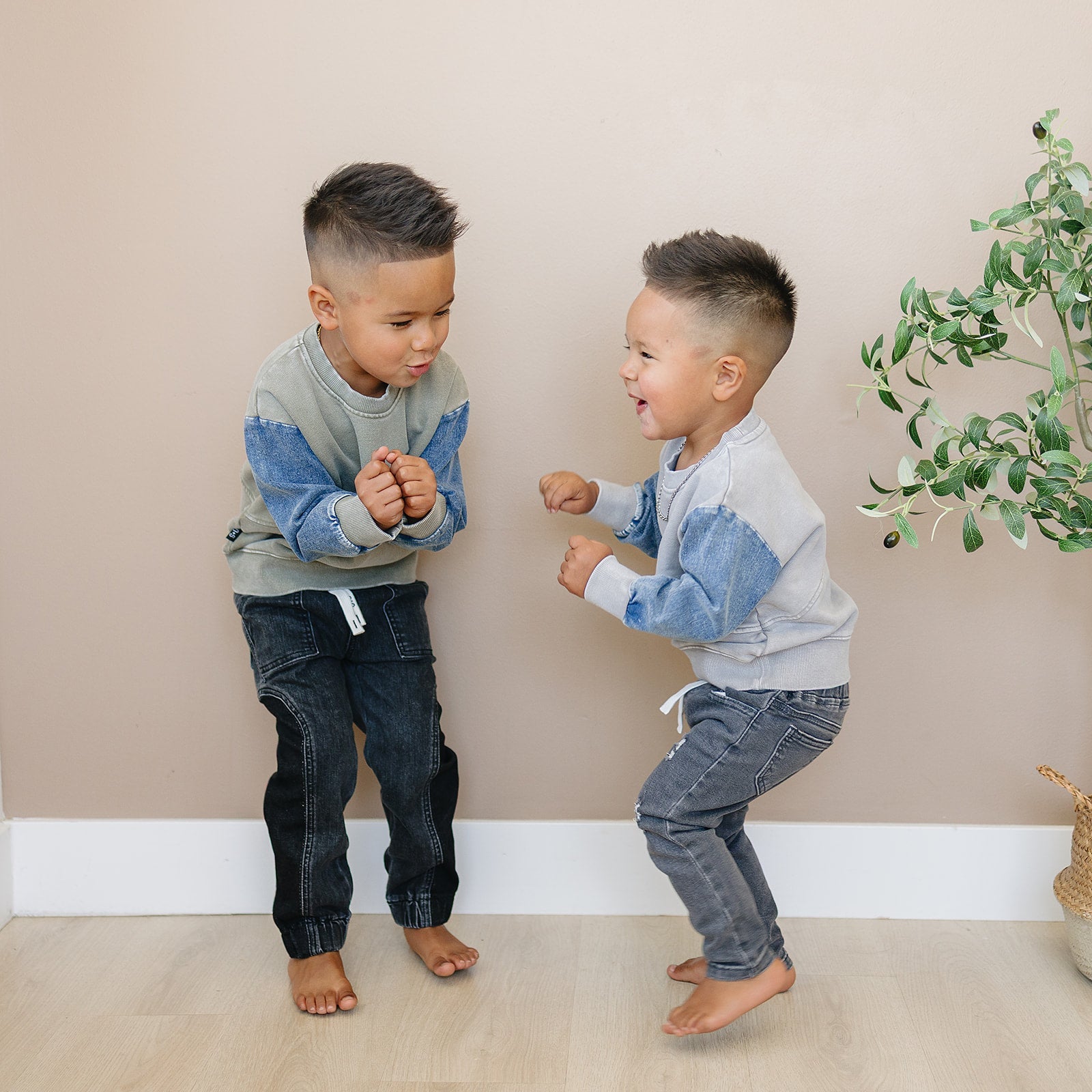 Morgan Crew Neck - Olive + Scout