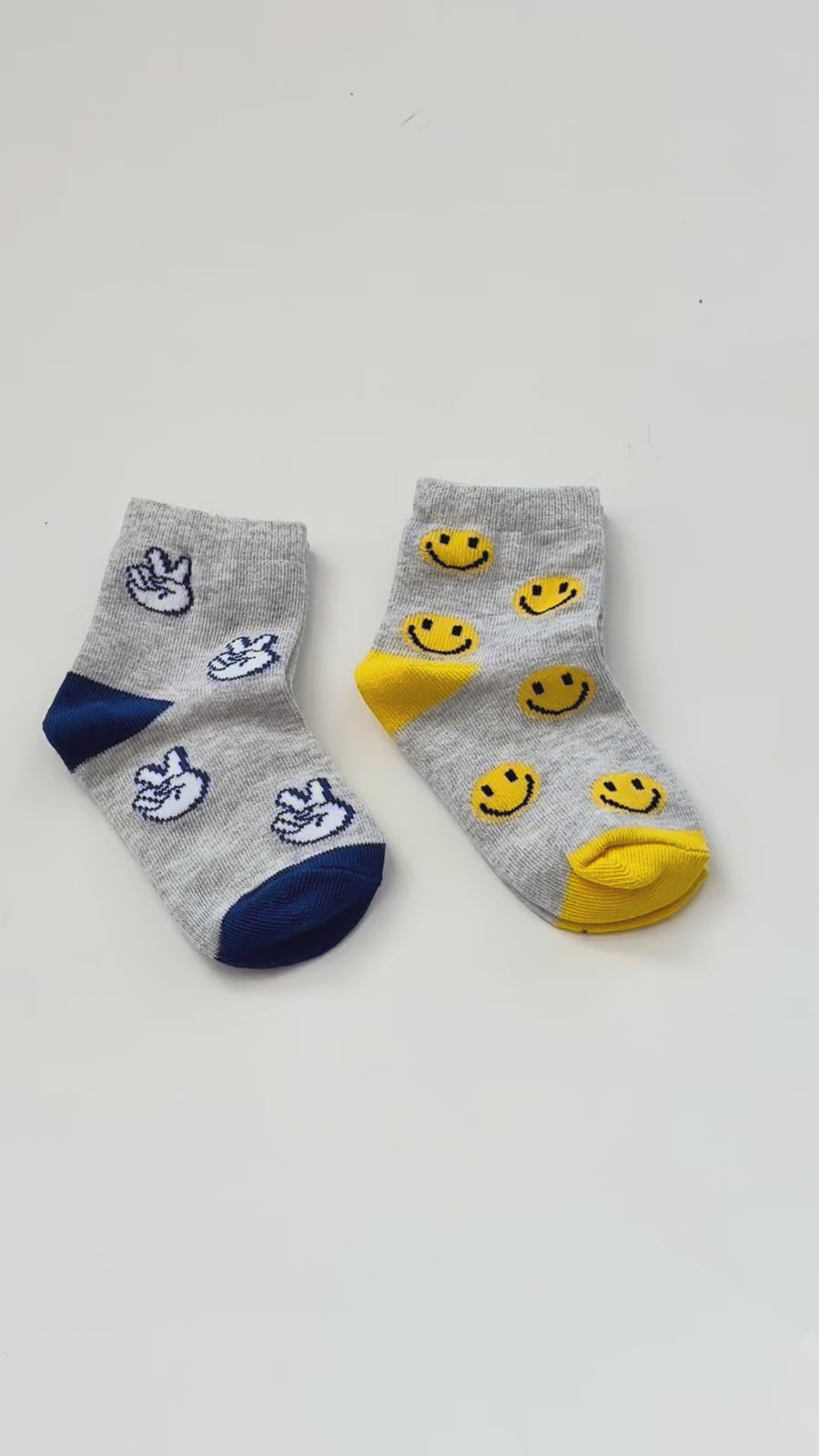 Smiley/Peace Socks 2 Pack