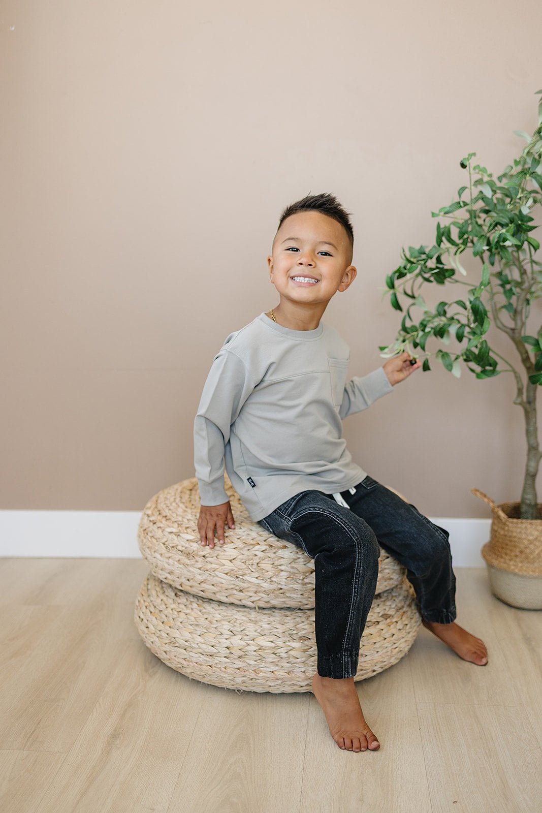 Vance Jeans - Olive + Scout